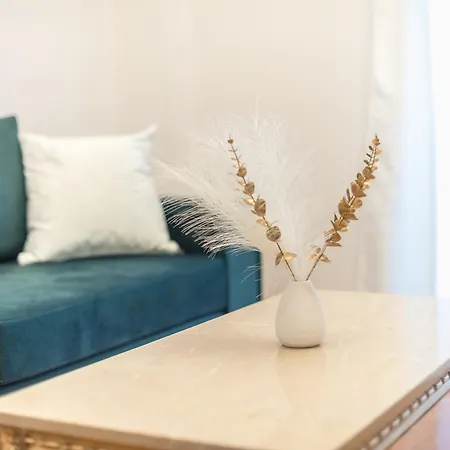 Golden Comfort With Courtyard By Greece Apartments-2